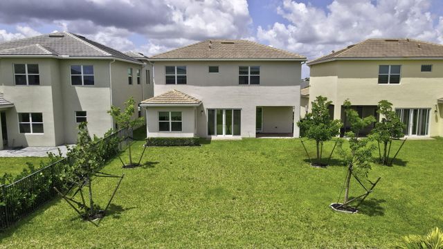 5572 Liberty Lane, Westlake, FL 33470
