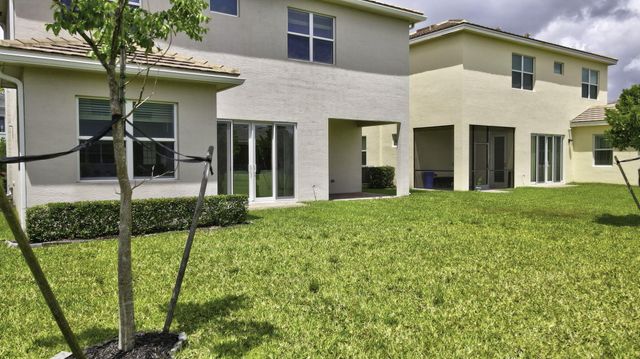 5572 Liberty Lane, Westlake, FL 33470