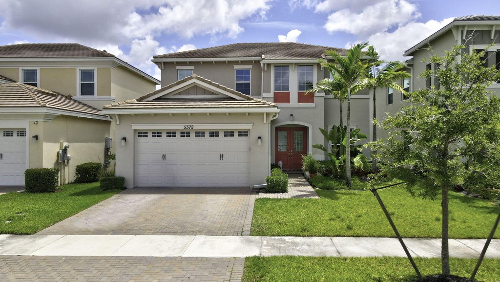 5572 Liberty Lane, Westlake, FL 33470