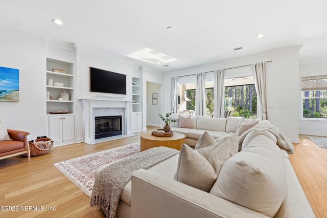 201 SHINNECOCK Drive, St. Johns, FL 32259