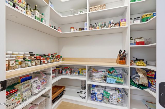 201 SHINNECOCK Drive, St. Johns, FL 32259