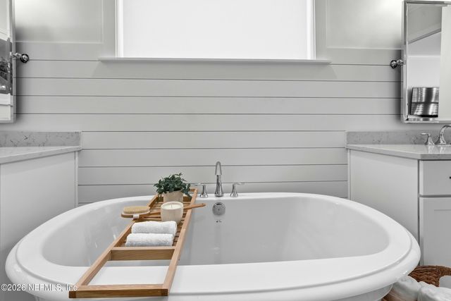 201 SHINNECOCK Drive, St. Johns, FL 32259