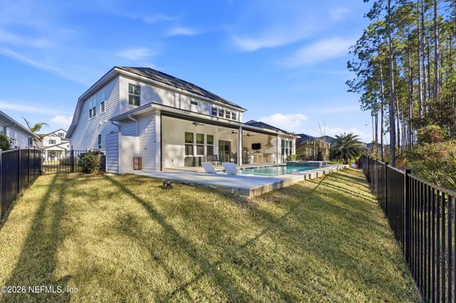 201 SHINNECOCK Drive, St. Johns, FL 32259