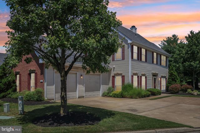 30 GRAND BANKS CIR, Marlton, NJ 08053