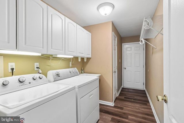 30 GRAND BANKS CIR, Marlton, NJ 08053