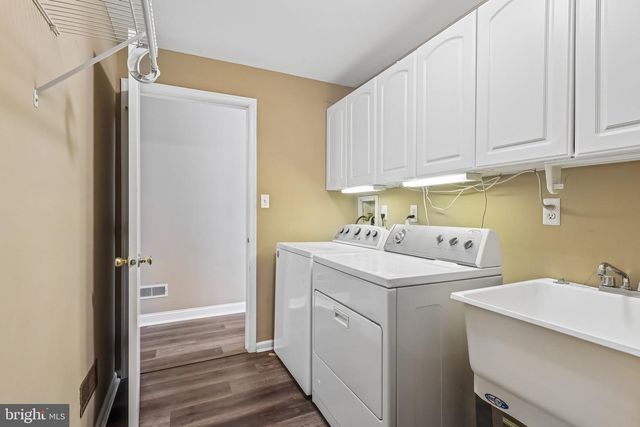 30 GRAND BANKS CIR, Marlton, NJ 08053