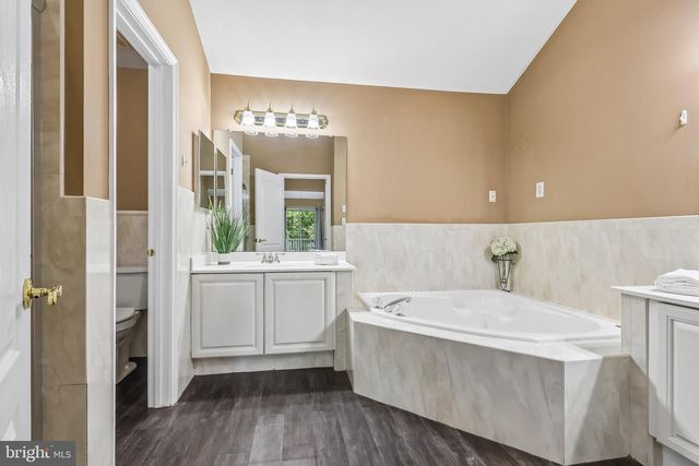 30 GRAND BANKS CIR, Marlton, NJ 08053