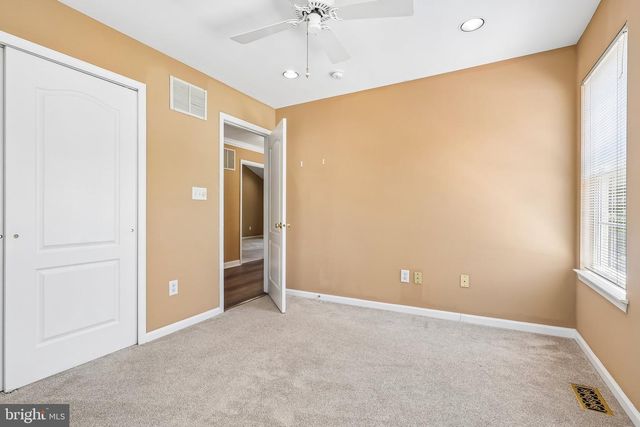 30 GRAND BANKS CIR, Marlton, NJ 08053