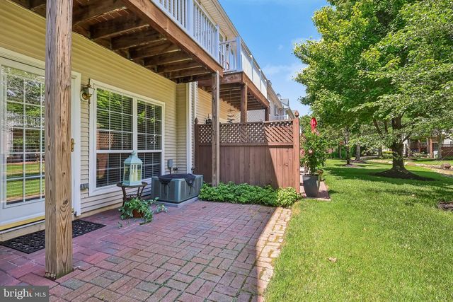 30 GRAND BANKS CIR, Marlton, NJ 08053