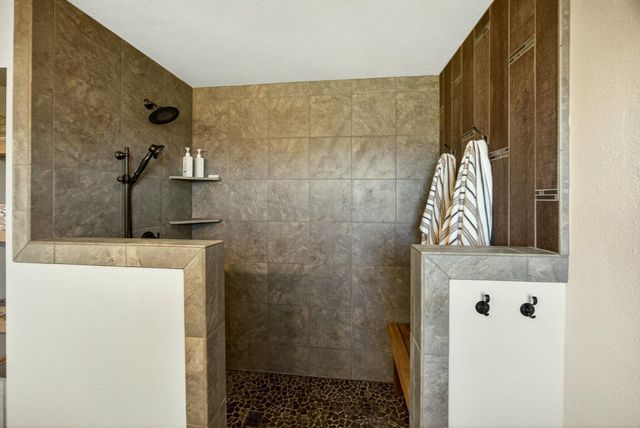 200 Mount Castle Drive, Eagle Point, OR 97524