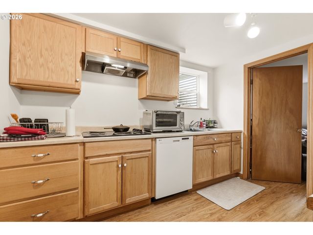 4503 Se FRANKLIN St, Milwaukie, OR 97222