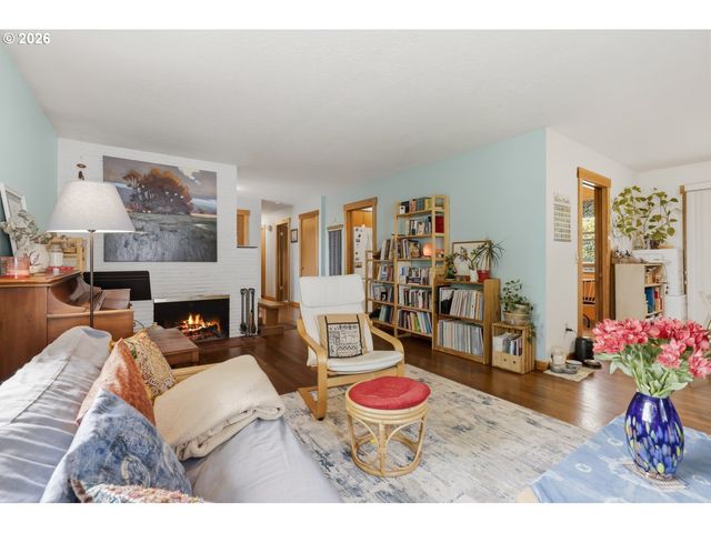 4503 Se FRANKLIN St, Milwaukie, OR 97222