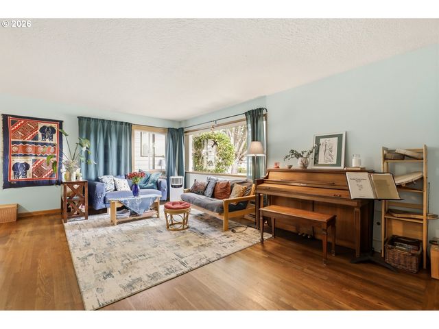 4503 Se FRANKLIN St, Milwaukie, OR 97222