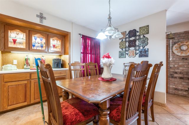 2209 Cecilia Court, Irving, TX 75060