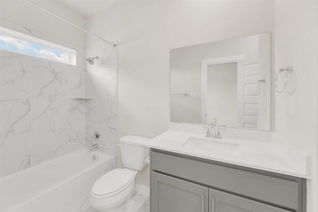 324 Amista DR, Liberty Hill, TX 78642