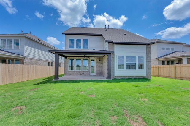 324 Amista DR, Liberty Hill, TX 78642