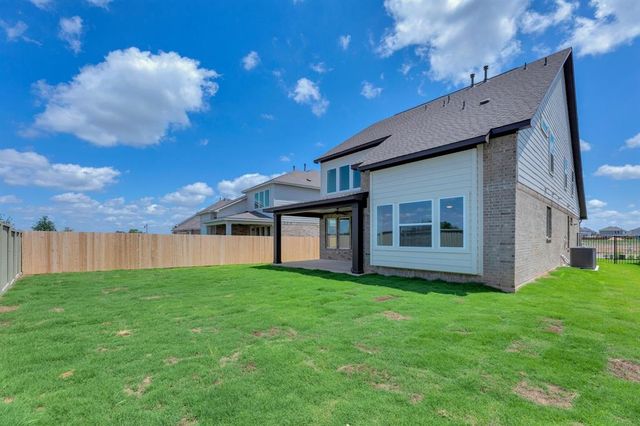 324 Amista DR, Liberty Hill, TX 78642