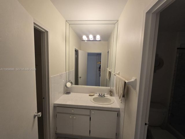 100 Lincoln Rd 532, Miami Beach, FL 33139