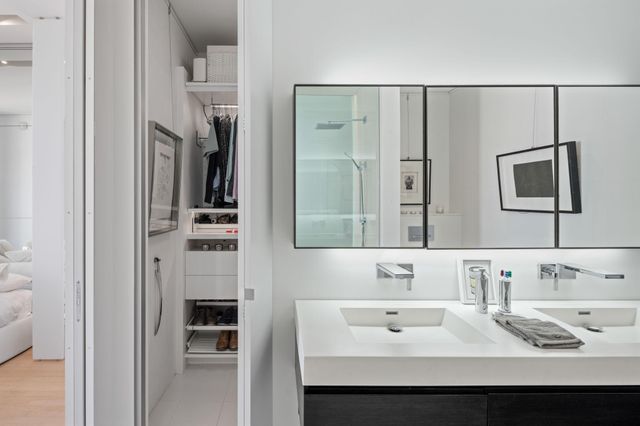 201 south 11th street 830, Minneapolis, MN 55403