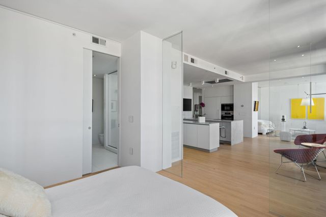 201 south 11th street 830, Minneapolis, MN 55403