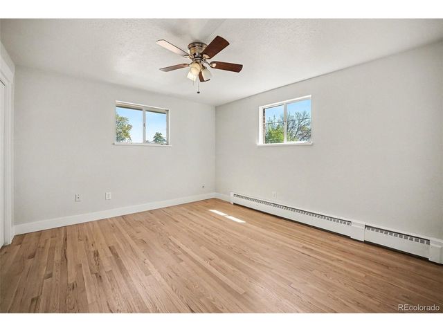 362 Salem St, Aurora, CO 80011