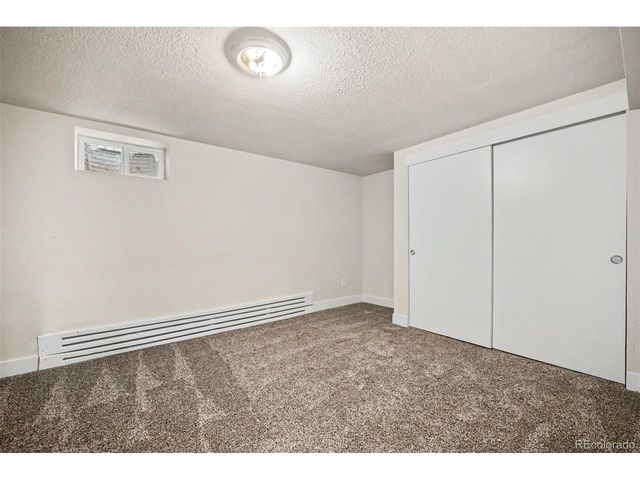 362 Salem St, Aurora, CO 80011