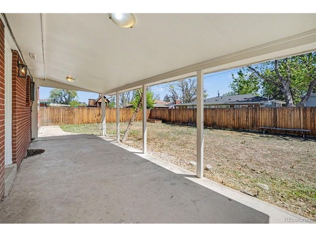 362 Salem St, Aurora, CO 80011