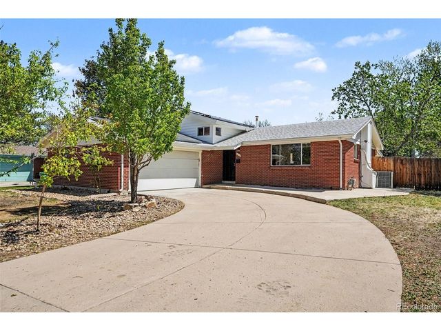 362 Salem St, Aurora, CO 80011