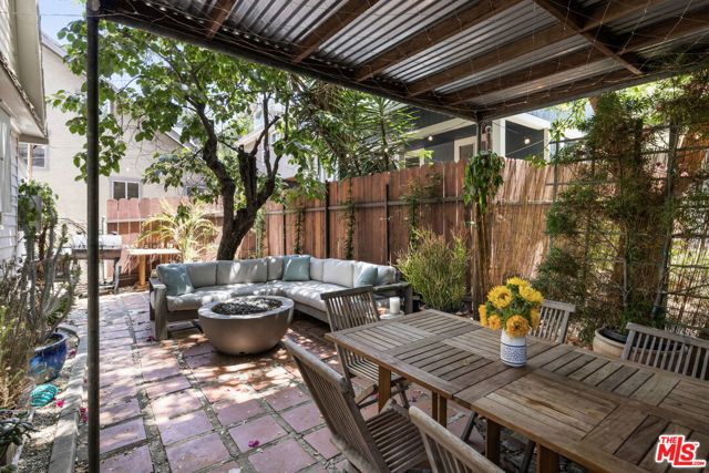 1644 Maltman Avenue, Los Angeles, CA 90026