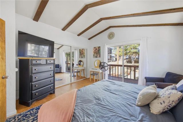 33061 Bluebird, Running Springs, CA 92382