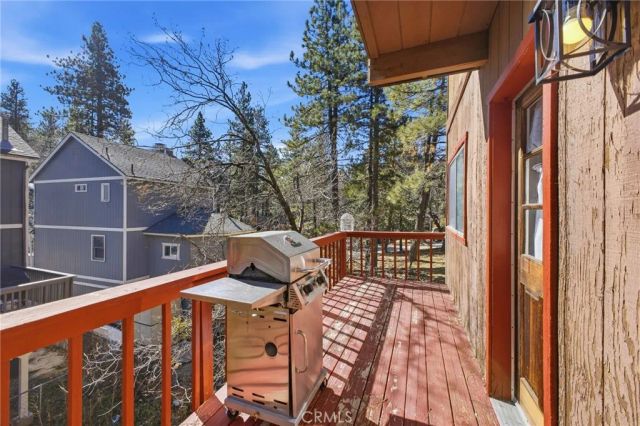 33061 Bluebird, Running Springs, CA 92382