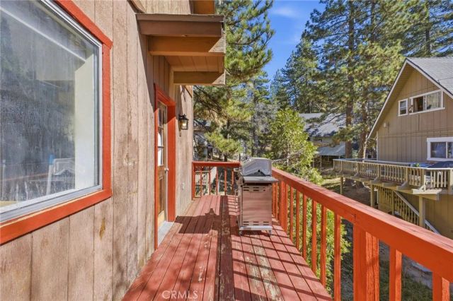 33061 Bluebird, Running Springs, CA 92382