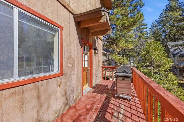 33061 Bluebird, Running Springs, CA 92382