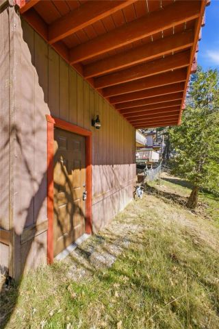 33061 Bluebird, Running Springs, CA 92382