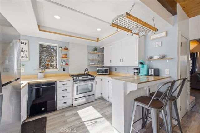 33061 Bluebird, Running Springs, CA 92382