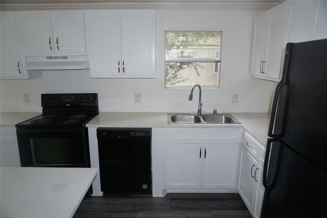 9603 Cedar Ridge Court, Willis, TX 77318