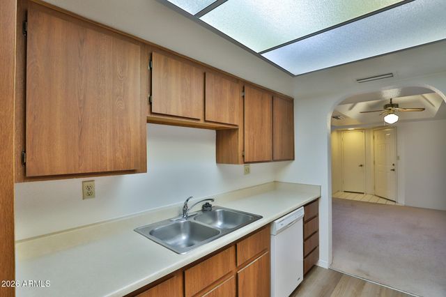 10444 N 69TH Street 225, Paradise Valley, AZ 85253
