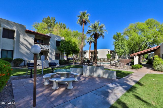 10444 N 69TH Street 225, Paradise Valley, AZ 85253