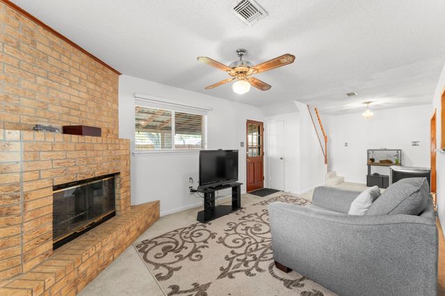 6103 Sunnygate Drive, Spring, TX 77373