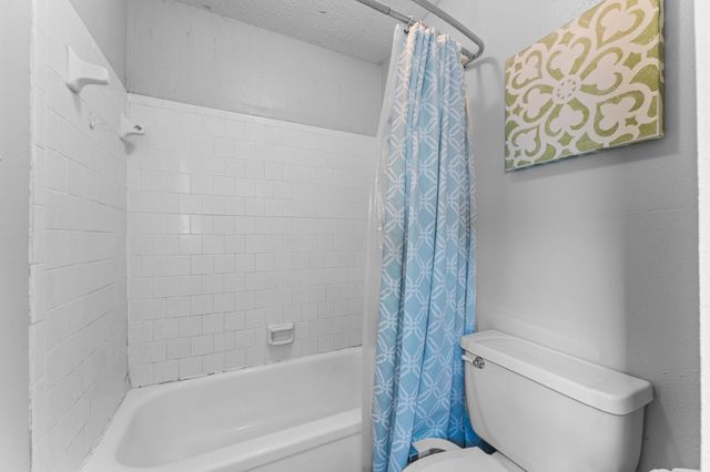 6103 Sunnygate Drive, Spring, TX 77373