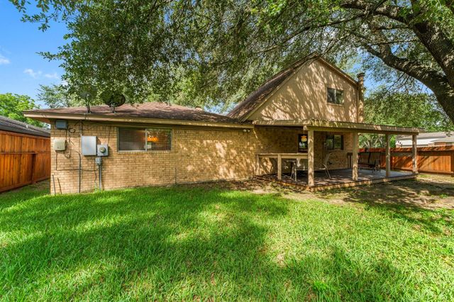 6103 Sunnygate Drive, Spring, TX 77373
