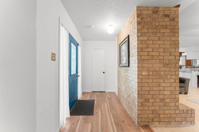 6103 Sunnygate Drive, Spring, TX 77373