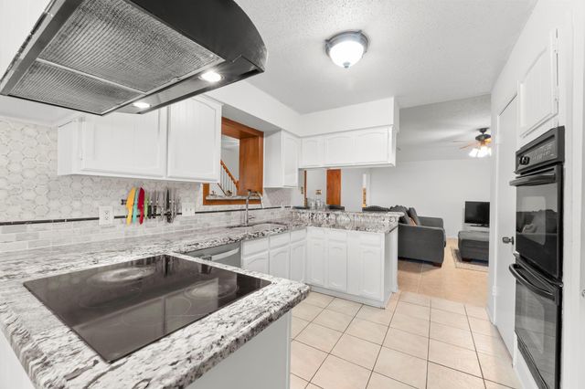 6103 Sunnygate Drive, Spring, TX 77373