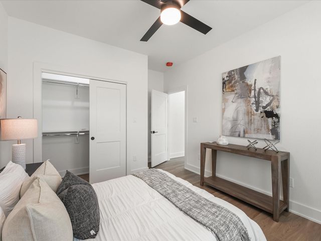 2595 Paul Quinn Street, Houston, TX 77091