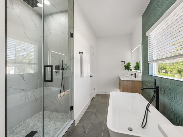 2595 Paul Quinn Street, Houston, TX 77091