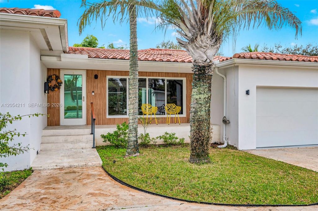 1080 NE 104th St, Miami Shores, FL 33138
