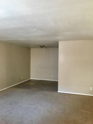 6200 W Tidwell Road 602, Houston, TX 77092
