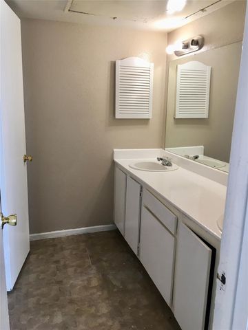 6200 W Tidwell Road 602, Houston, TX 77092