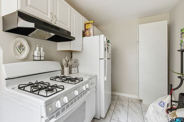 24 Park Terrace, Hartford, CT 06106