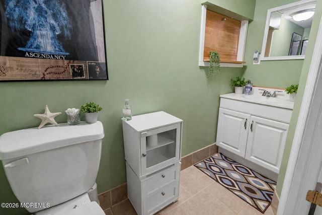 2 Wickham Lane, East Windsor, NJ 08520